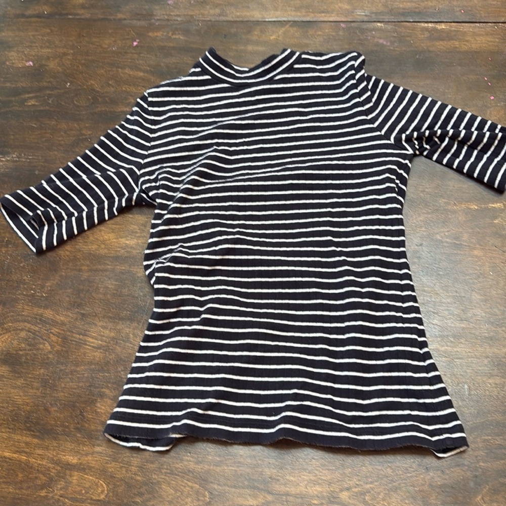Uniqlo Blue and White Striped Top